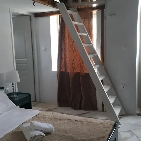 Stone Oasis Syros Апартаменты