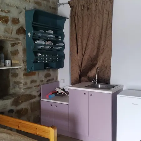 Stone Oasis Syros * Vári