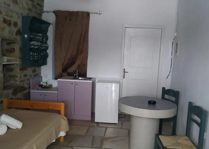 Stone Oasis Syros Apartment Vari (Syros)